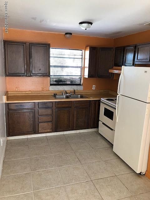 2nd image of 304 Delespine Ave APT 3