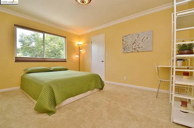 1716 Holland Dr — Photo 12