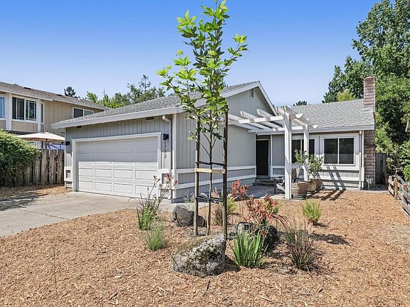 2nd image of 1732 Arroyo Sierra Circle