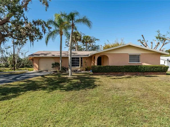 5630 Saint Louis Ave, Sarasota, FL 34233