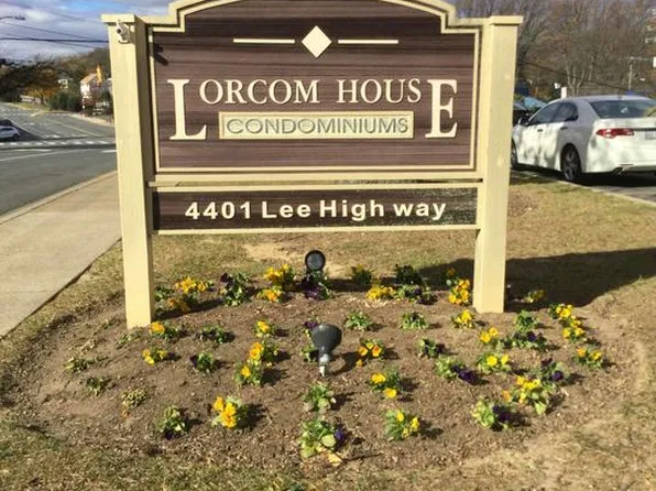 4401 Lee Hwy APT 33, Arlington, VA 22207