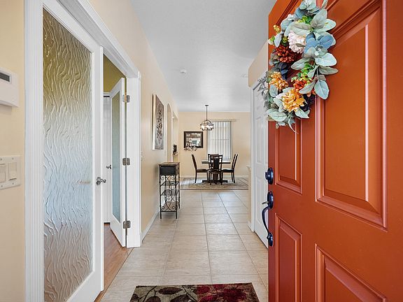 4th image of 3734 NW Pin Oak Drive
