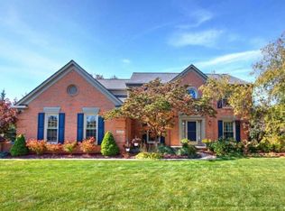 46740 Club Ct, Canton, MI 48188