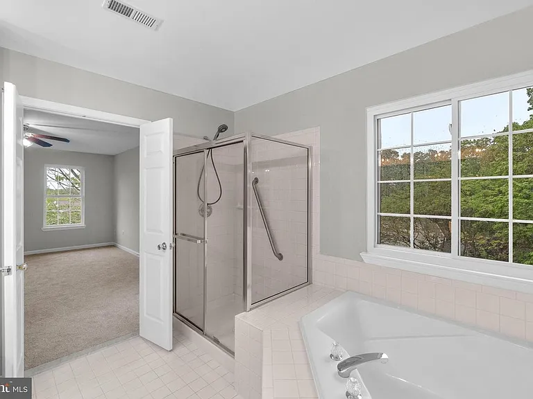 320 Kalorama Rd — Photo 13