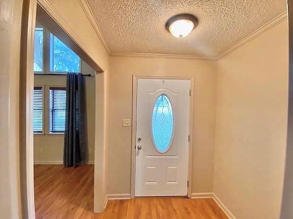 2nd image of 2545 Winnwood Cir