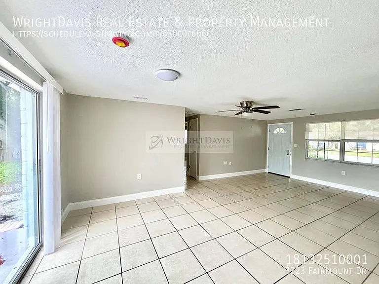 3323 Fairmount Dr — Photo 8