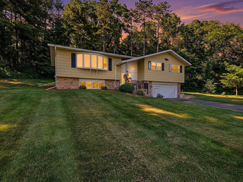 1st image of 527 Peerless Rd