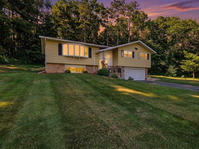 527 Peerless Rd, Belleville, WI, 53508