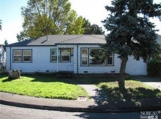 1048 Emerald Ct, Santa Rosa, CA 95407