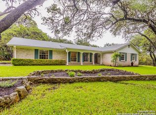 209 Meadowbrook Dr, Hollywood Park, TX 78232