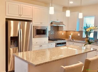 6012 E Village Center Loop Rd UNIT 34, San Diego, CA 92130
