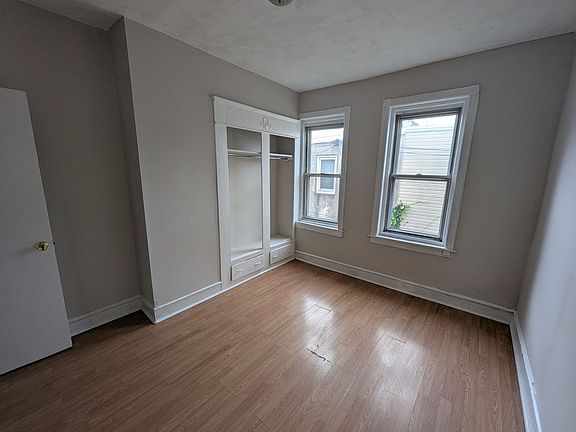 4th image of 150 N Yewdall St #2