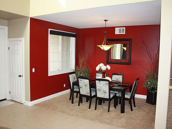 5th image of 15359 Jeanette Dr