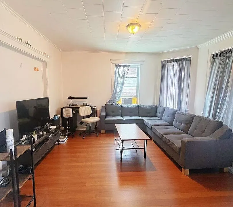 11 Chester St #2A