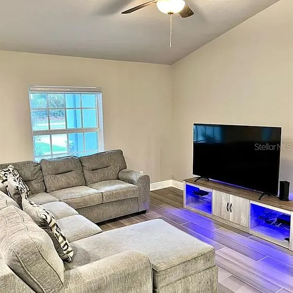 696 Marion Oaks Trl — Photo 7