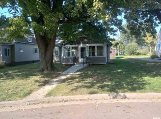2418 Chancy St, Clinton, IA 52732