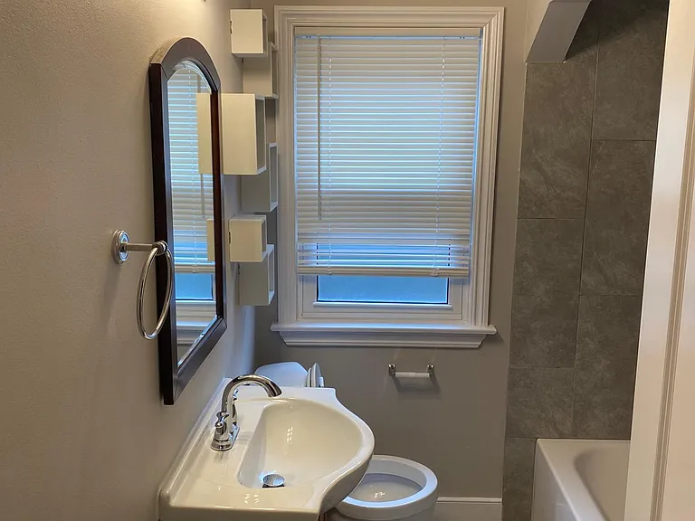 2427 Cambridge Rd — Photo 12