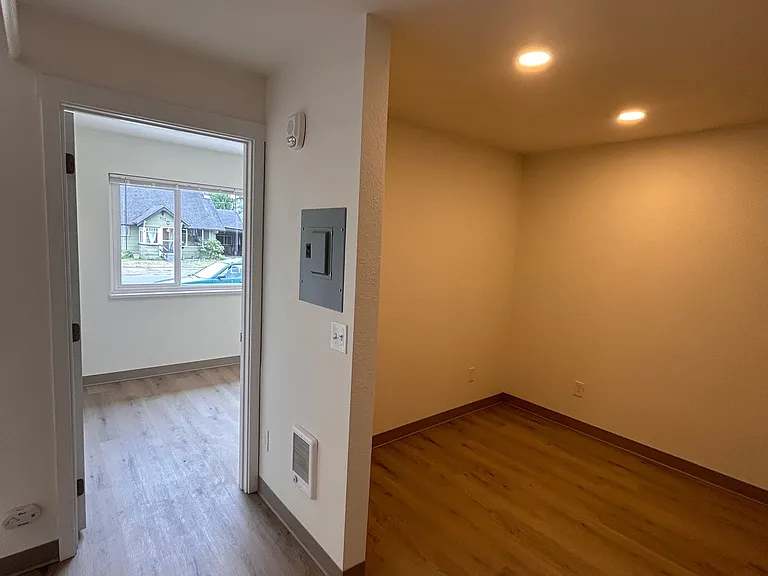 324 W King St — Photo 19
