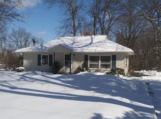 27 Nolan Rd, Ballston Lake, NY 12019