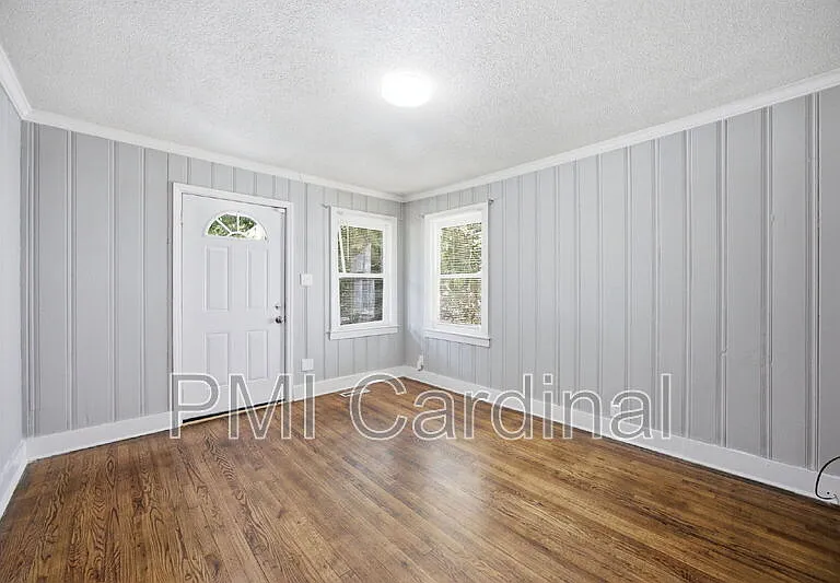 2320 Olando St — Photo 6
