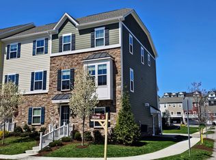 1019 Mohawk Ln, Mars, PA 16046
