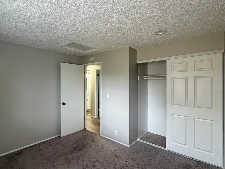 5752 SW Main Ave #5752 — Photo 11