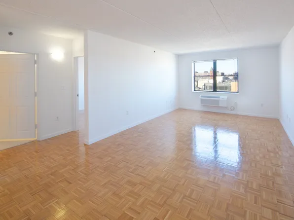 180 10th Street image 15 of 16