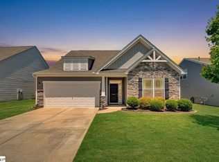 838 Wild Orchard Ln, Reidville, SC 29388