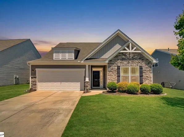 838 Wild Orchard Ln, Reidville, SC 29388
