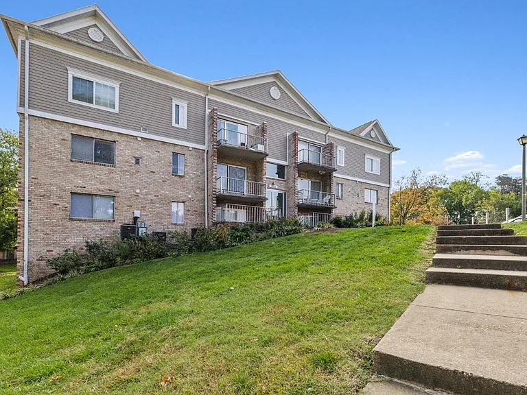 Briarwood Apartments — Photo 23