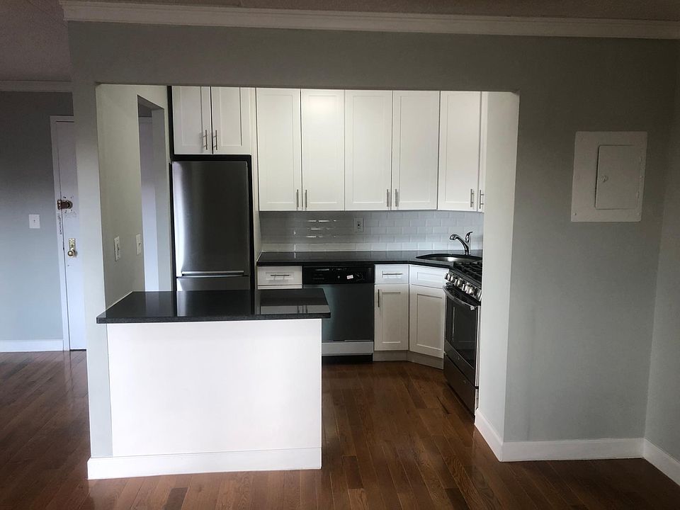 1st image of 14016 34th Ave APT 615