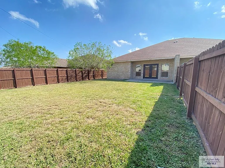 6693 Garden Woods Ave #B — Photo 12
