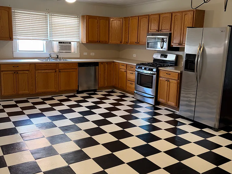 203 Dunkirk St — Photo 3