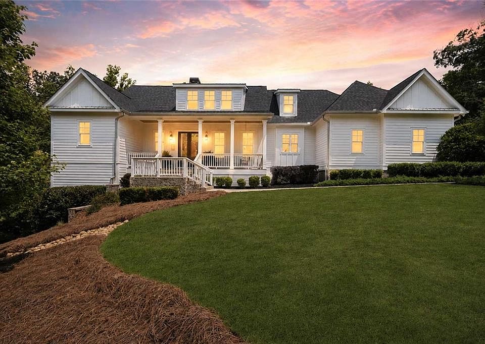 1st image of 224 Goss Ln