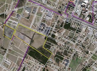 810 Harry West Ln, Pembroke, NC 28372