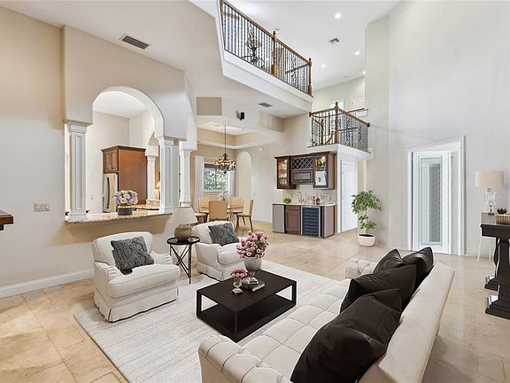 4th image of 755 Cranes Ct