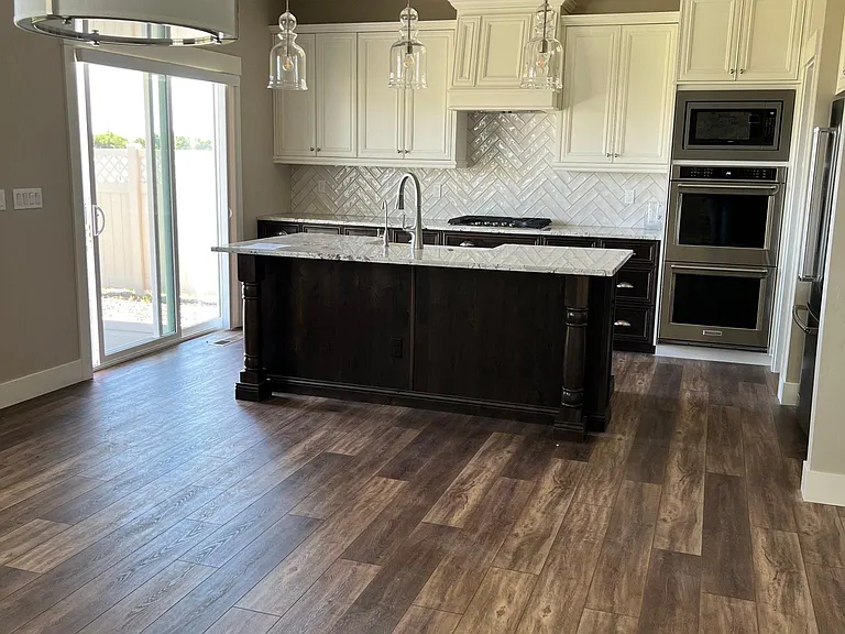 8983 Bowie St — Photo 2