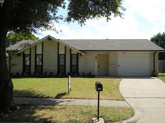 1st image of 1530 Deepwood Dr