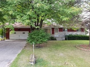 5400 Lorraine Ct, Bay City, MI 48706