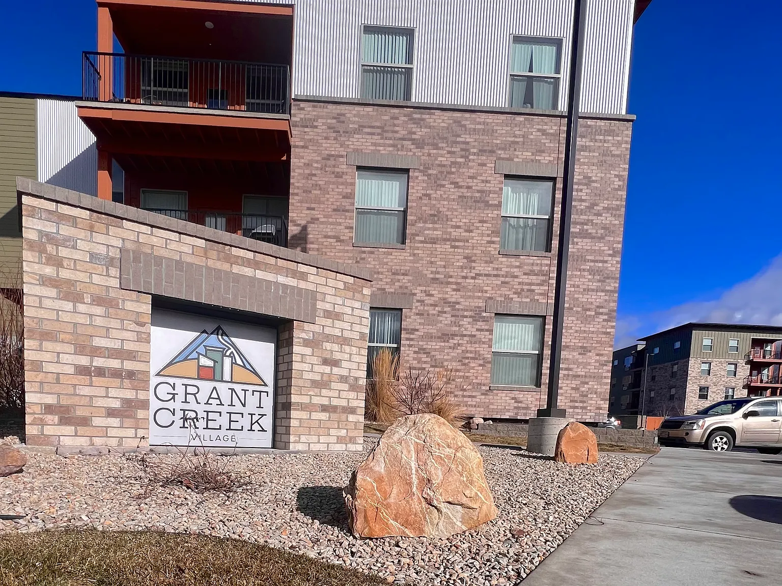 Grant Creek Village — Photo 3