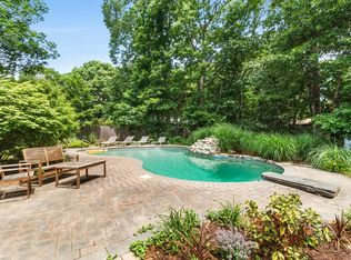 10 15th St, East Hampton, NY 11937