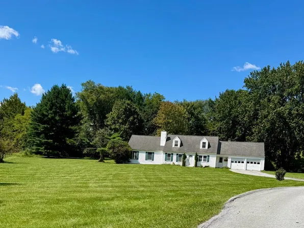 210 Windy Hill Rd, Downingtown, PA 19335