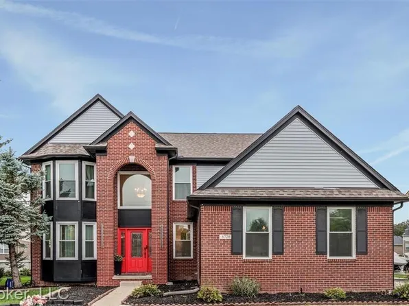 6720 Sadie Ln, Belleville, MI 48111