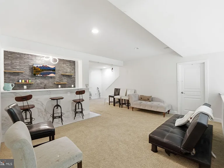 6526 Wayside Pl — Photo 48