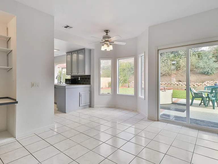 4590 Fern Valley Ct — Photo 13