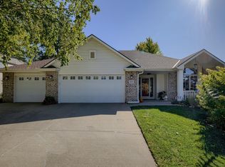 2617 Eagle Ridge Dr, Council Bluffs, IA 51503