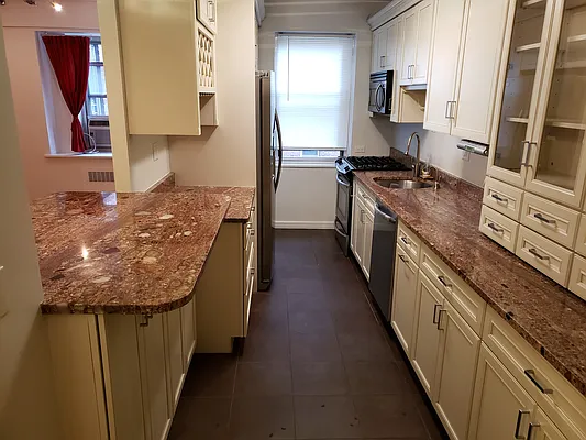 Rented by LoHo Realty | media 11