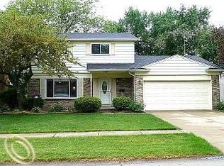 43883 Arlington Rd, Canton, MI 48187