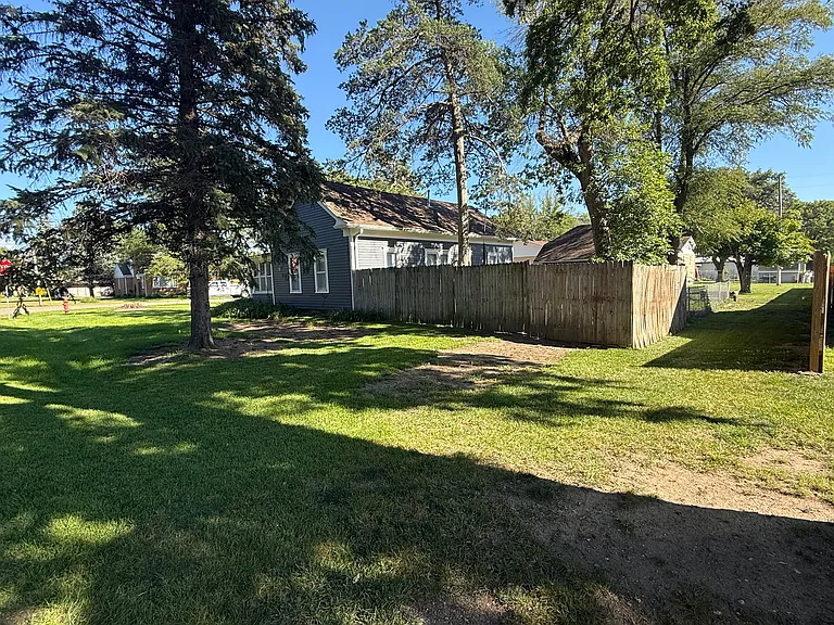 Side yard