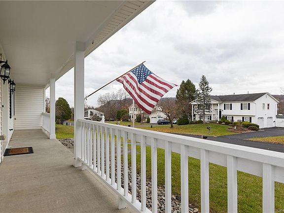 2nd image of 6 Lynch Ct